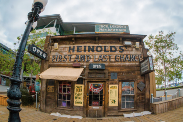 heinolds-first-and-last-chance-saloon (2)